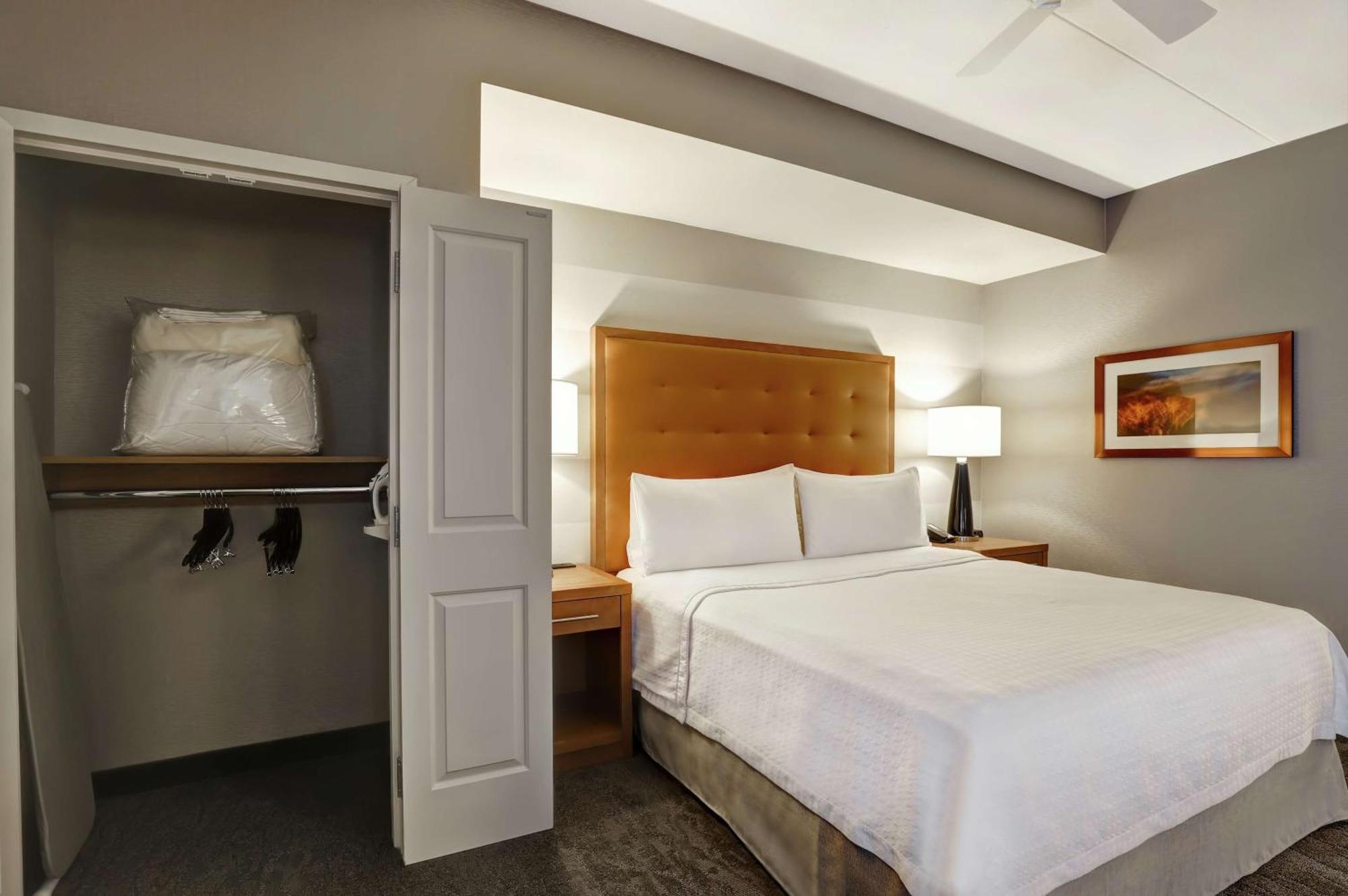 Homewood Suites By Hilton Ottawa Kanata Esterno foto